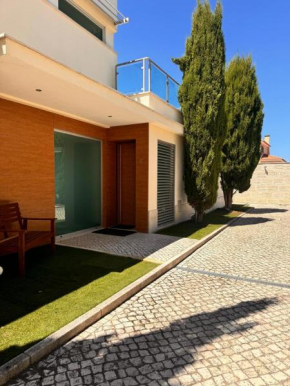 Alfarim House - close to Meco beach and Sesimbra